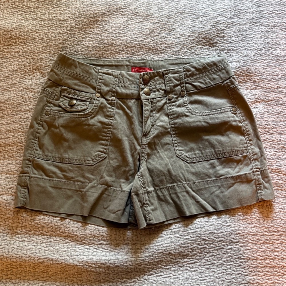 CJ Established 1962 Women Olive Green Cargo Utility Shorts Size 6 Stretch Cotton